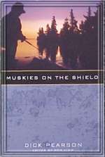 "Muskies on the shield" par Dick Pearson