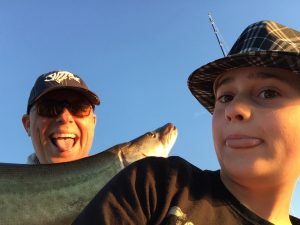 Muskie Selfie avec mon fils Émile