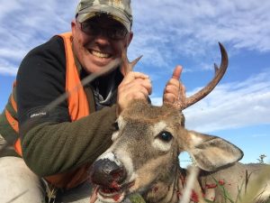 Un petit buck à 6 pointes!